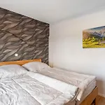 Perle Am Poen Apartment *