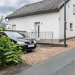 Perle Am Poen Apartment Medebach