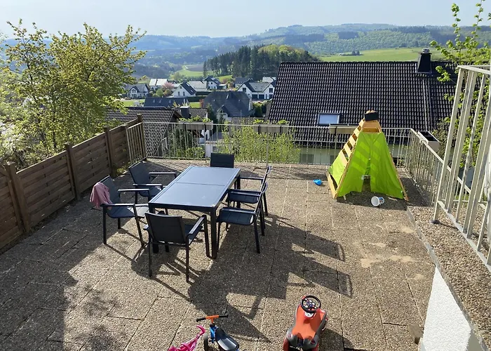 Perle Am Poen アパート メーデバッハ