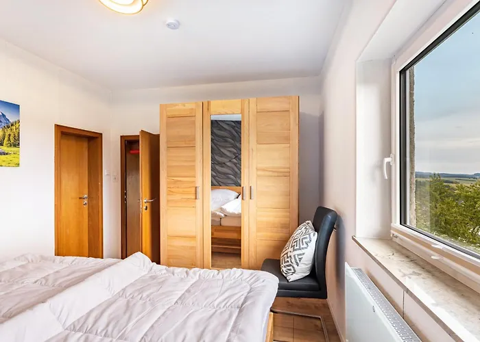 Perle Am Poen アパート メーデバッハ